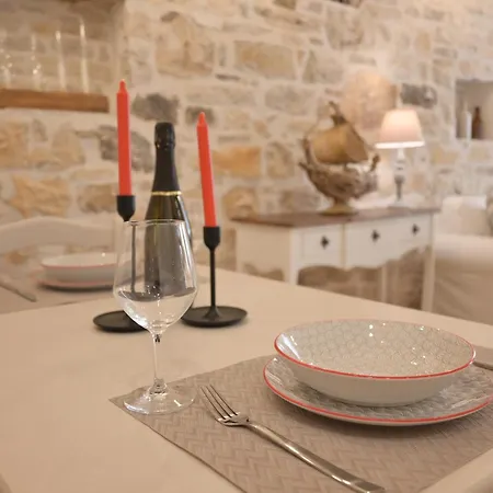 Nio's Nest * Gaios